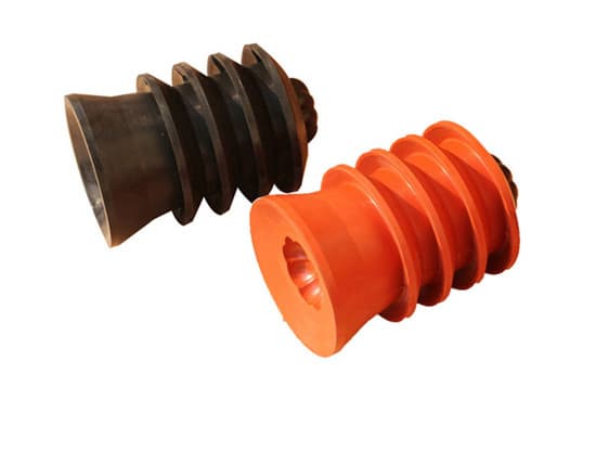 Non_Rotating Cementing plugs